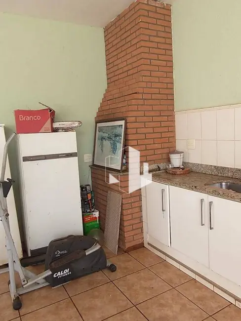 Foto 6 de Casa com 3 quartos à venda, 300m2 em Jardim Alvorada, Jau - SP