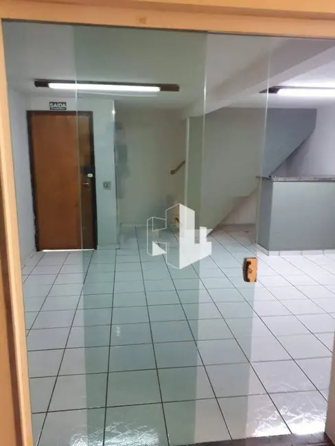 Foto 9 de Armazém / Galpão à venda, 300m2 em Jardim Maria Luiza III, Jau - SP