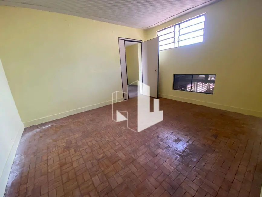 Foto 6 de Armazém / Galpão para alugar, 316m2 em Chácara Braz Miraglia, Jau - SP