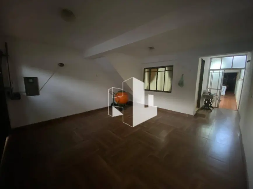 Foto 2 de Casa com 3 quartos à venda, 200m2 em Jardim América, Jau - SP