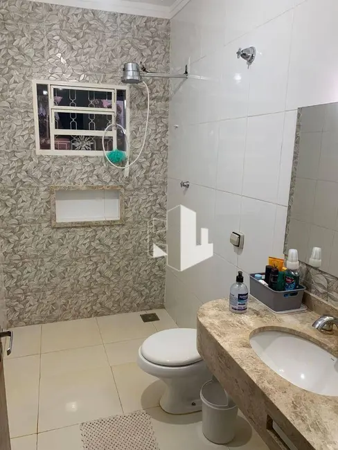 Chácara com 2 quartos para alugar, 1000m2 em Jau - SP - imagem 7 Foto 7 de Chácara com 2 quartos para alugar, 1000m2 em Jau - SP