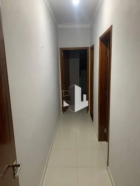 Chácara com 2 quartos para alugar, 1000m2 em Jau - SP - imagem 6 Foto 6 de Chácara com 2 quartos para alugar, 1000m2 em Jau - SP