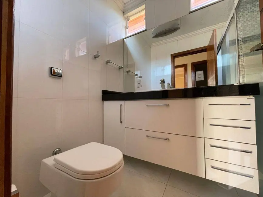 Foto 9 de Casa com 3 quartos à venda, 495m2 em Villagio Di Roma, Jau - SP