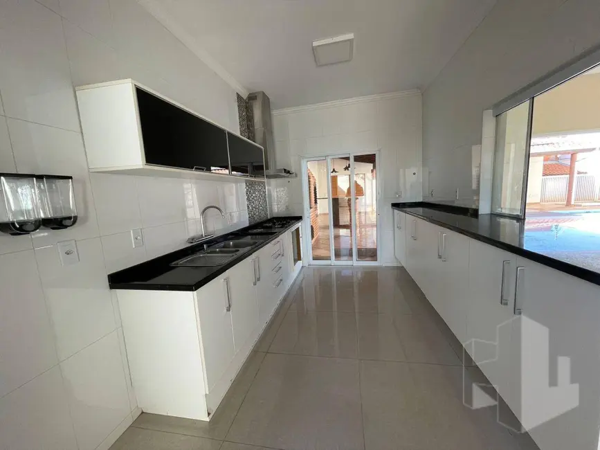 Foto 6 de Casa com 3 quartos à venda, 495m2 em Villagio Di Roma, Jau - SP