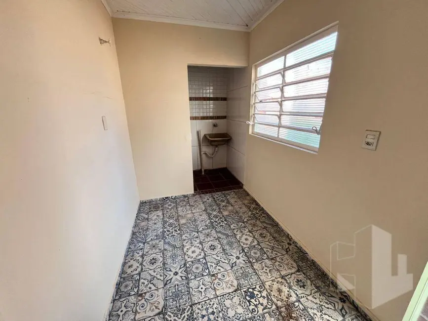 Foto 9 de Casa com 4 quartos para alugar, 250m2 em Centro, Jau - SP