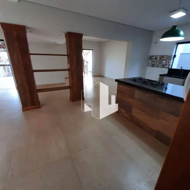Foto 8 de Casa com 4 quartos à venda, 292m2 em Jau - SP