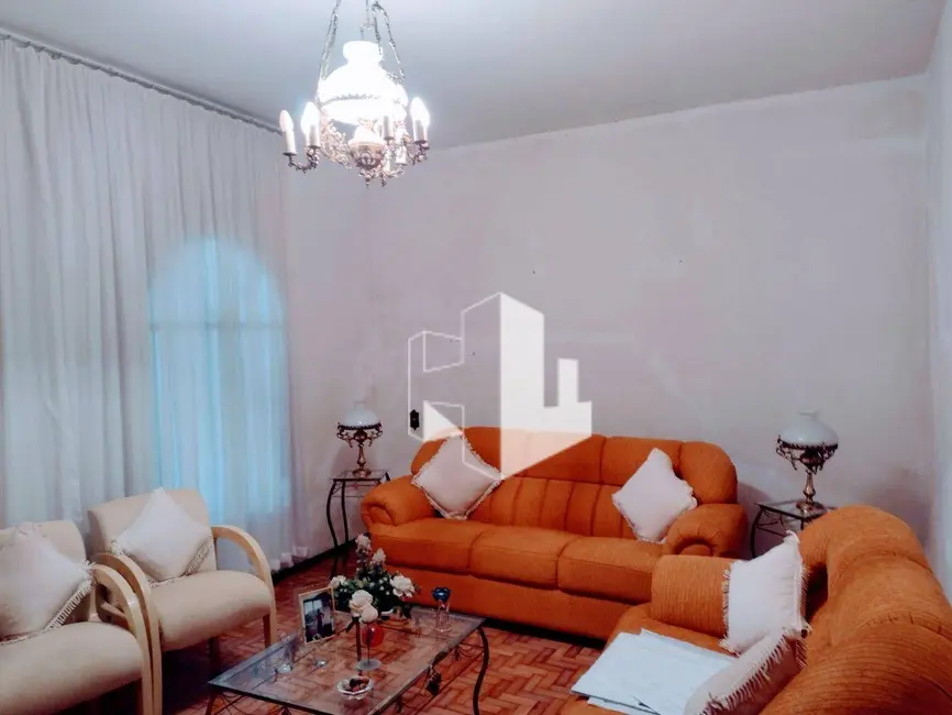 Foto 3 de Casa com 4 quartos à venda, 330m2 em Jardim Continental, Jau - SP