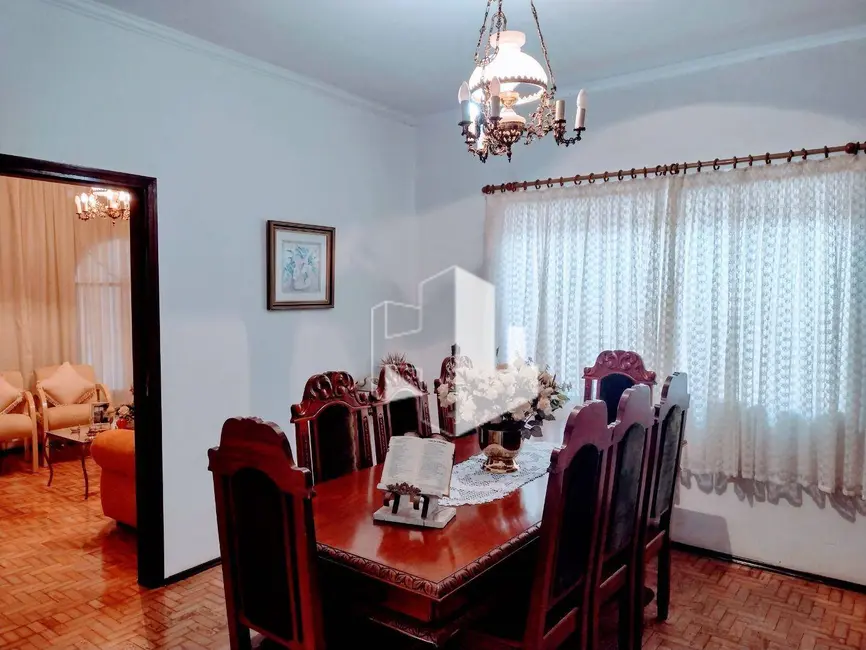 Foto 6 de Casa com 4 quartos à venda, 330m2 em Jardim Continental, Jau - SP