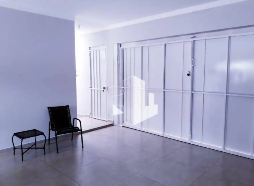 Foto 1 de Casa com 3 quartos à venda, 200m2 em Jau - SP