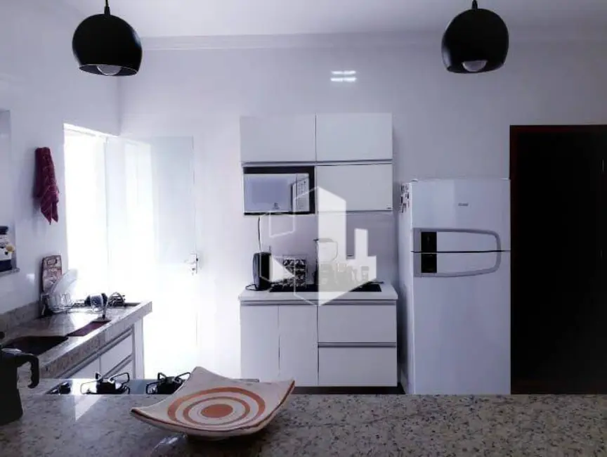 Foto 3 de Casa com 3 quartos à venda, 200m2 em Jau - SP