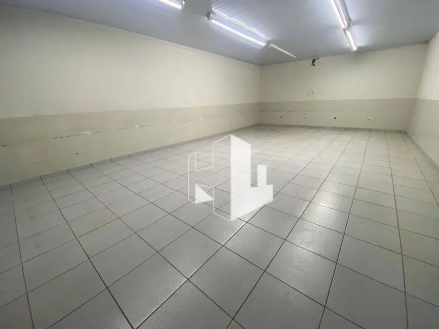 Foto 9 de Sala Comercial à venda e para alugar, 3600m2 em Chácara Braz Miraglia, Jau - SP