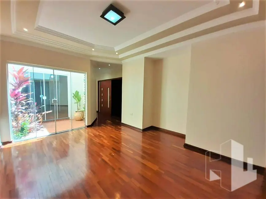 Foto 5 de Casa com 3 quartos à venda, 300m2 em Jardim Maria Luiza III, Jau - SP