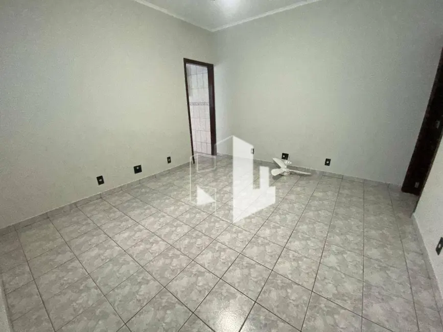 Foto 2 de Casa com 2 quartos para alugar em Jardim Sanzovo, Jau - SP
