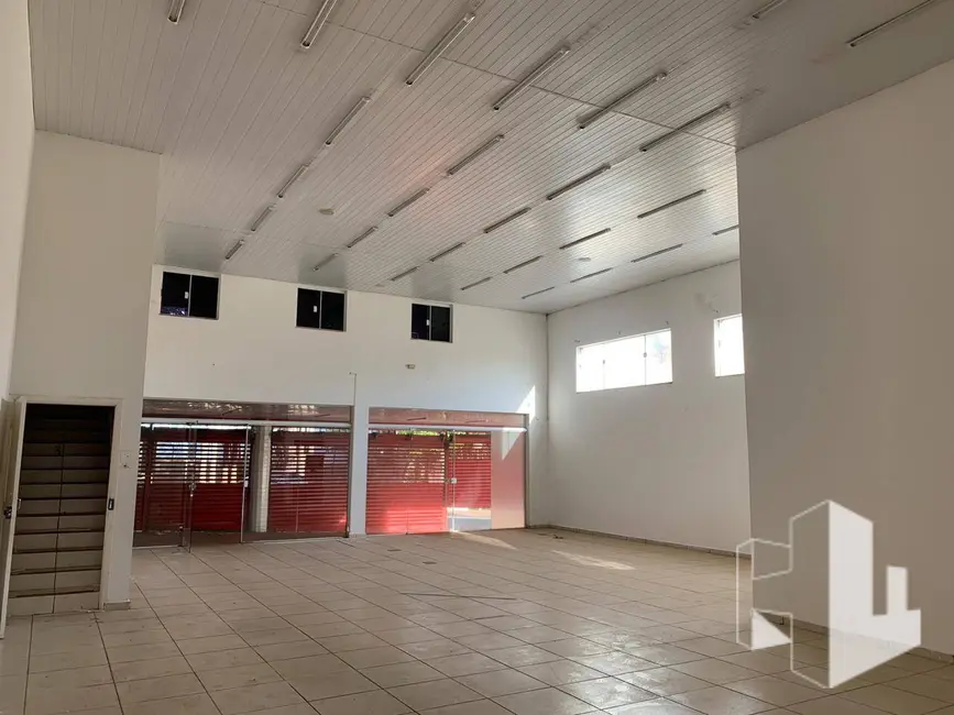 Foto 9 de Sala Comercial para alugar, 561m2 em Chácara Braz Miraglia, Jau - SP