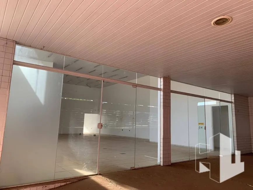 Foto 6 de Sala Comercial para alugar, 561m2 em Chácara Braz Miraglia, Jau - SP