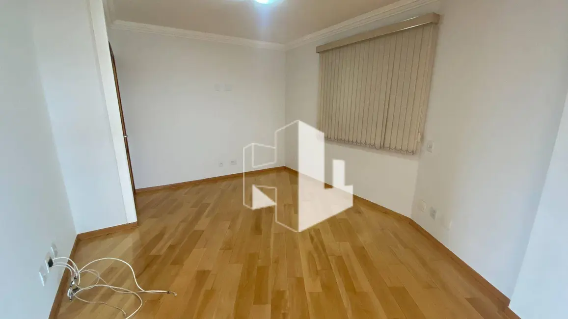 Foto 4 de Apartamento com 3 quartos à venda, 190m2 em Vila Hilst, Jau - SP