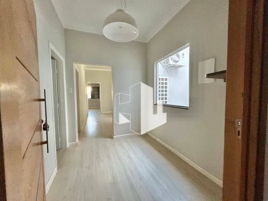 Foto 2 de Casa com 3 quartos à venda, 407m2 em Centro, Jau - SP