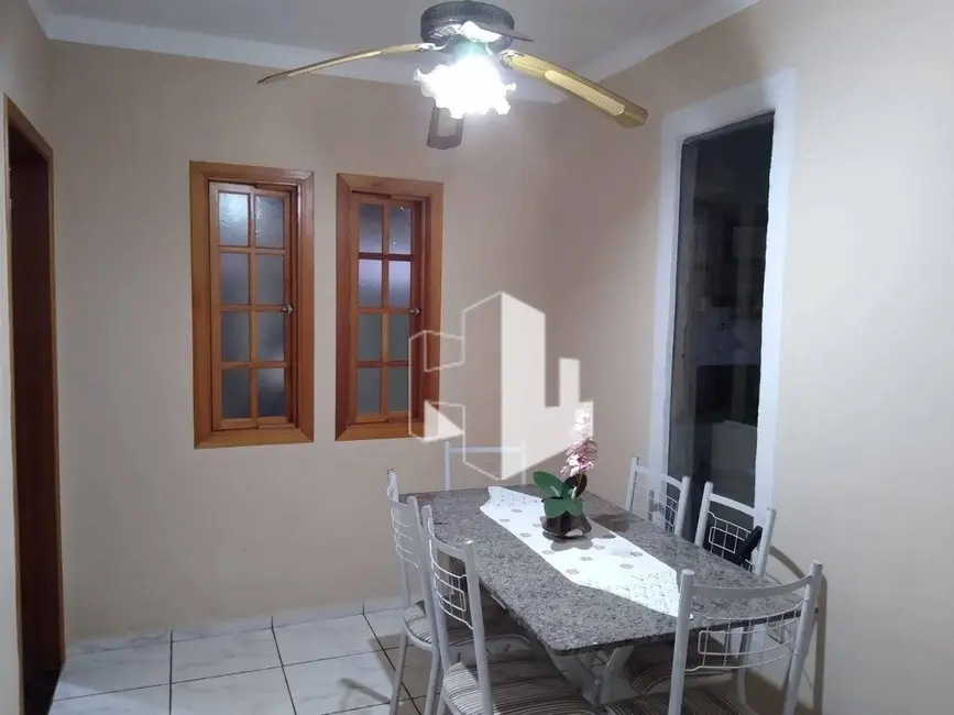 Foto 2 de Casa com 2 quartos à venda, 250m2 em Jardim Pires de Campos, Jau - SP