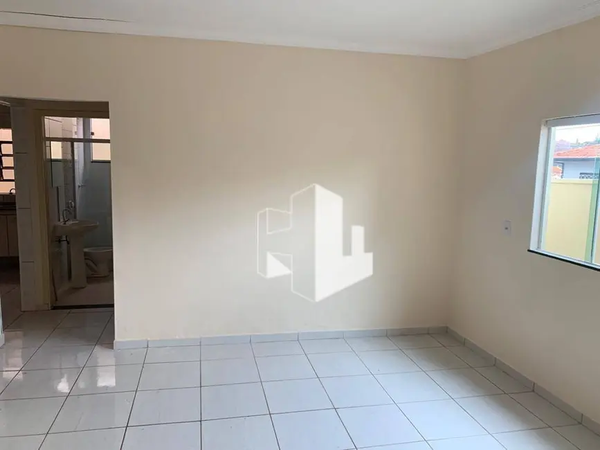 Foto 3 de Casa com 2 quartos para alugar em Jardim Antonina, Jau - SP