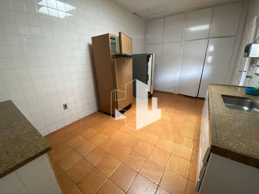 Foto 2 de Casa com 4 quartos à venda, 250m2 em Centro, Jau - SP
