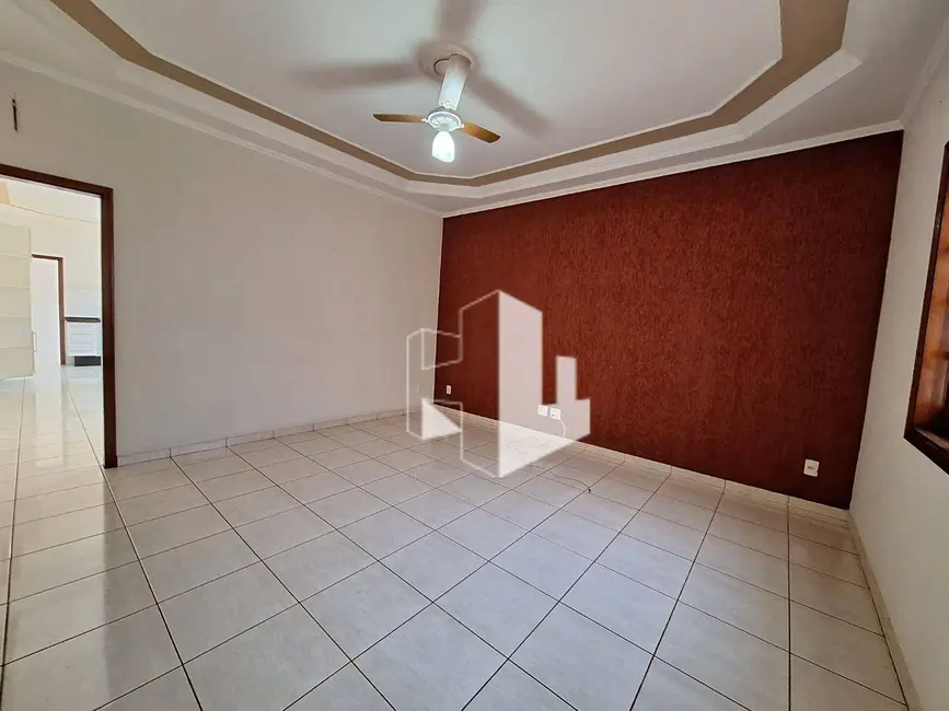Foto 3 de Casa com 3 quartos à venda, 250m2 em Jardim Conde Pinhal I, Jau - SP