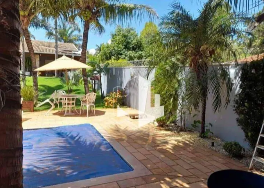 Chácara com 3 quartos à venda, 1000m2 em Parque Frei Galvão, Jau - SP - imagem 2 Foto 2 de Chácara com 3 quartos à venda, 1000m2 em Parque Frei Galvão, Jau - SP