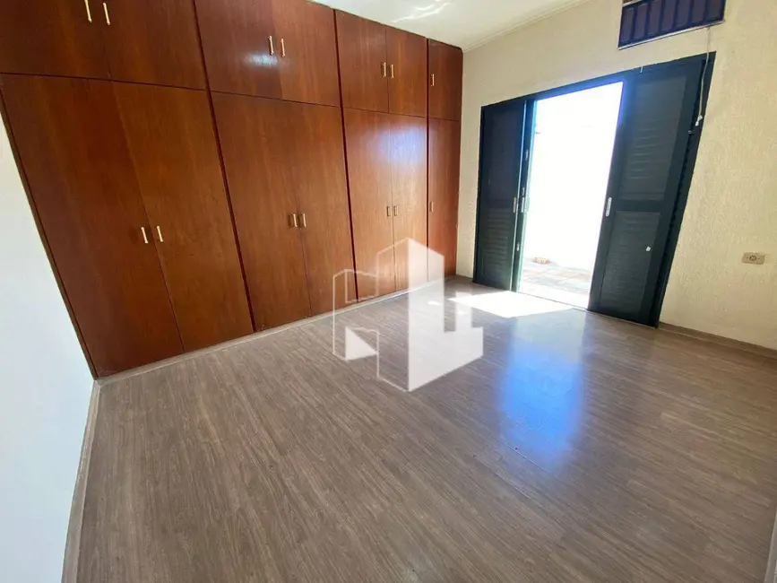 Foto 1 de Casa com 3 quartos para alugar, 350m2 em Jardim Maria Luiza II, Jau - SP
