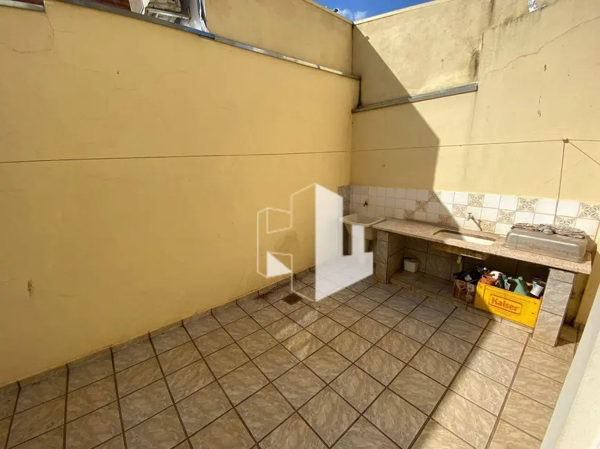 Foto 2 de Casa com 3 quartos à venda e para alugar, 182m2 em Centro, Jau - SP