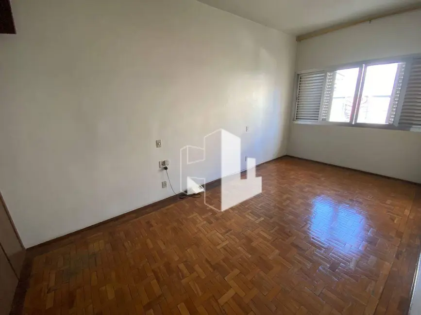 Foto 9 de Casa com 3 quartos à venda e para alugar, 182m2 em Centro, Jau - SP