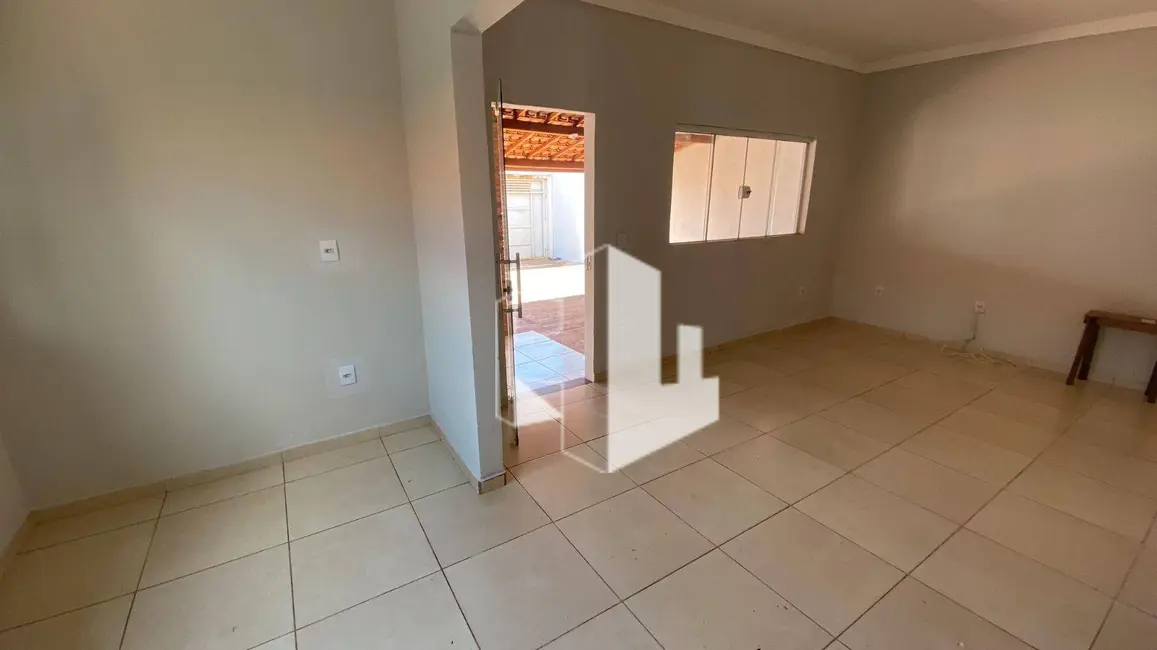 Foto 3 de Casa com 3 quartos para alugar, 190m2 em Jardim Pires I, Jau - SP