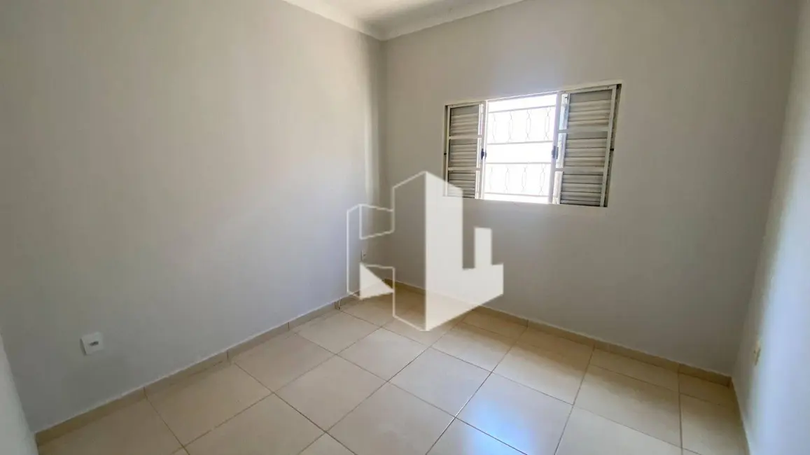Foto 4 de Casa com 3 quartos para alugar, 190m2 em Jardim Pires I, Jau - SP