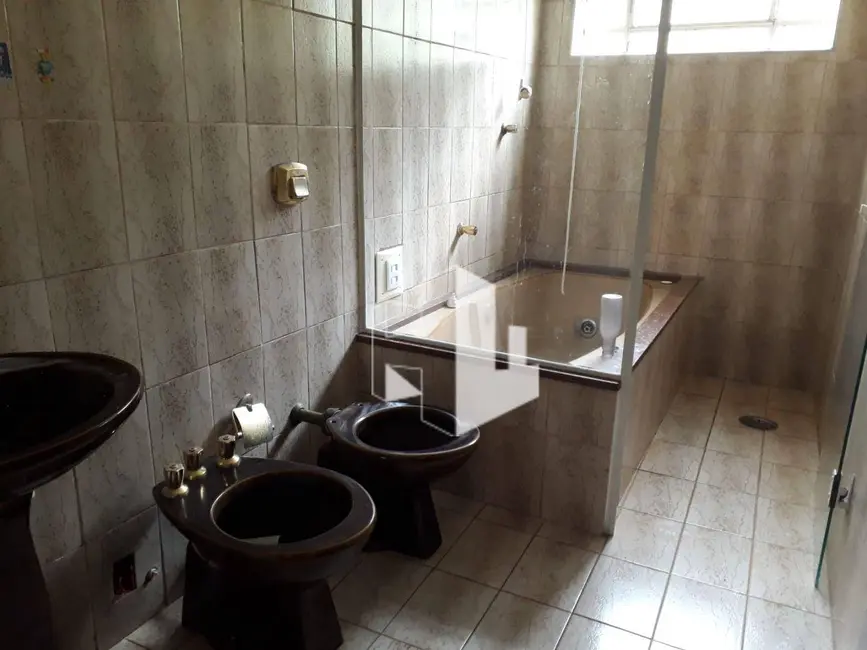 Foto 8 de Casa com 3 quartos à venda, 250m2 em Jardim Itamarati, Jau - SP