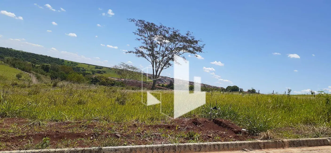 Foto 1 de Terreno / Lote à venda, 1000m2 em Jau - SP