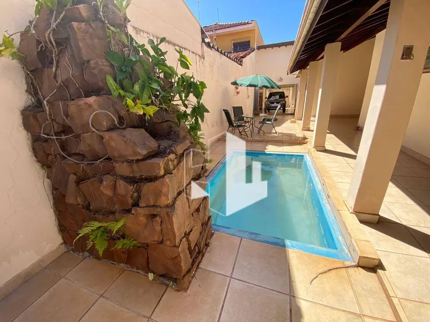 Foto 5 de Casa com 2 quartos à venda, 330m2 em Jardim Maria Luiza II, Jau - SP