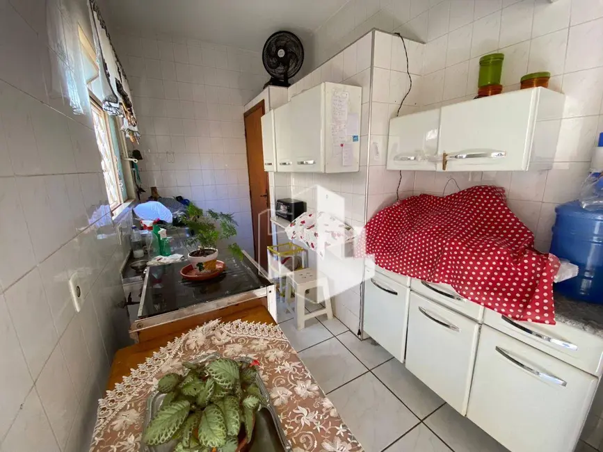 Foto 6 de Casa com 2 quartos à venda, 330m2 em Jardim Maria Luiza II, Jau - SP