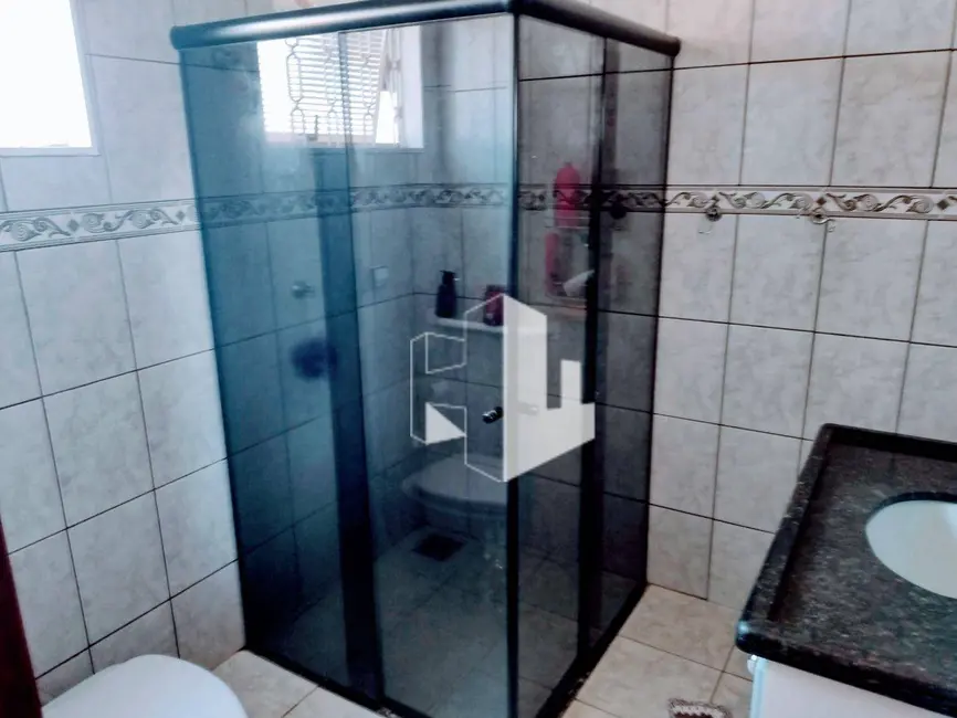 Foto 9 de Casa com 4 quartos à venda, 250m2 em Jardim Rosa Branca, Jau - SP