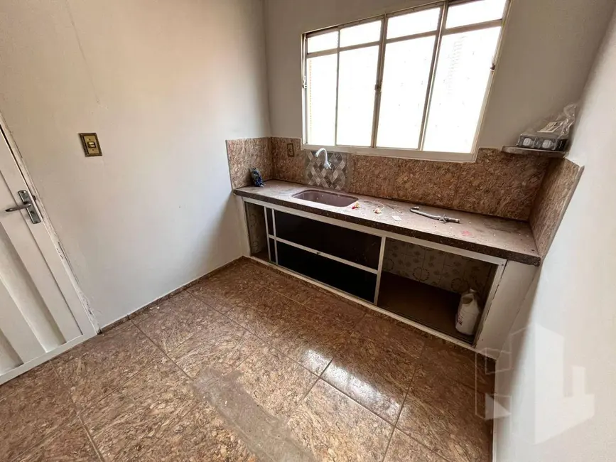 Foto 1 de Sala Comercial à venda e para alugar, 150m2 em Vila Santa Maria, Jau - SP