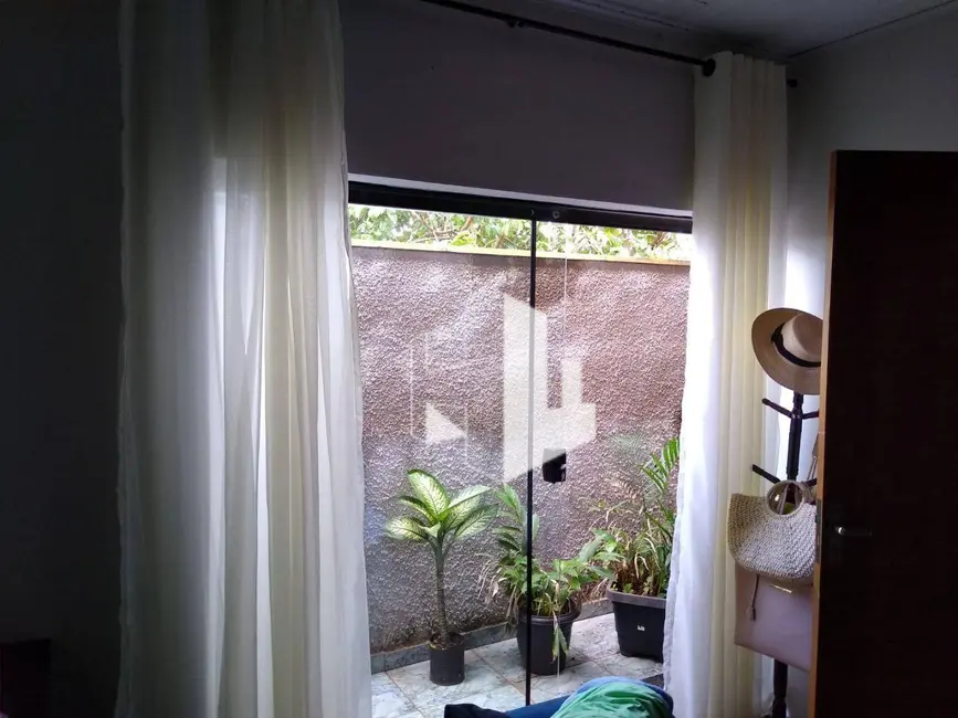 Foto 5 de Casa com 3 quartos à venda, 300m2 em Vila Assis, Jau - SP