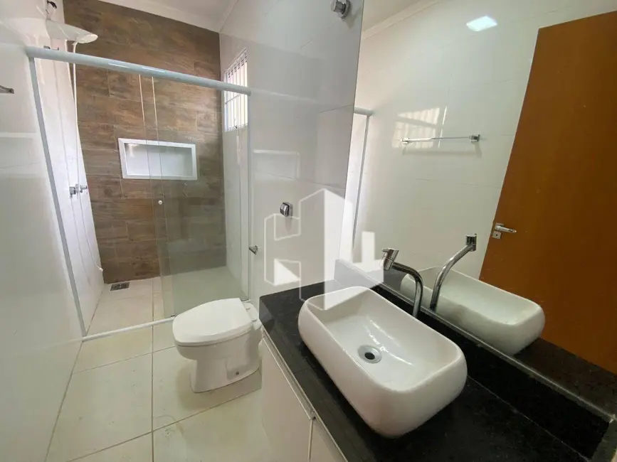 Foto 6 de Casa com 3 quartos à venda, 250m2 em Jau - SP