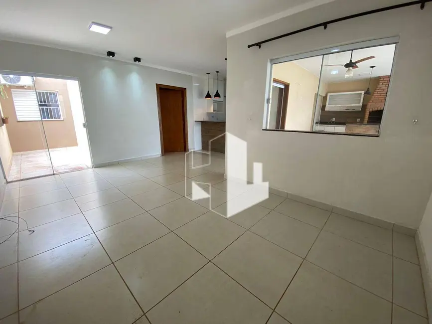 Foto 3 de Casa com 3 quartos à venda, 250m2 em Jau - SP