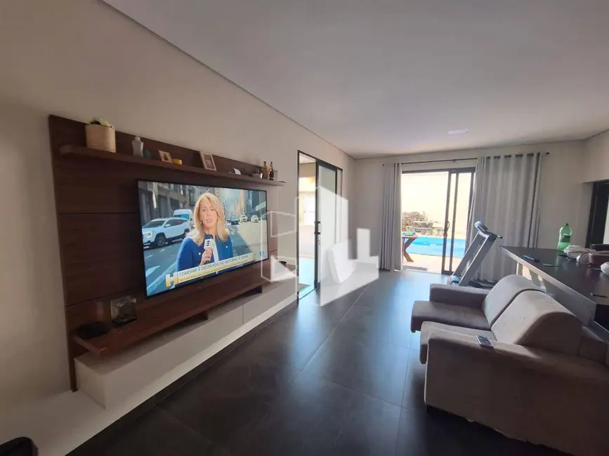 Foto 4 de Casa com 3 quartos à venda, 600m2 em Jardim Alvorada II, Jau - SP