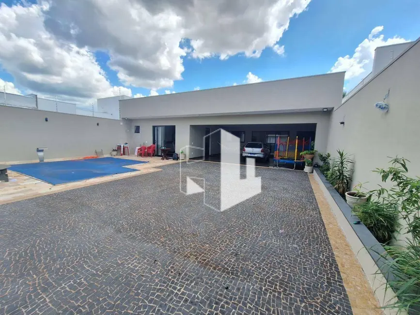 Foto 1 de Casa com 3 quartos à venda, 600m2 em Jardim Alvorada II, Jau - SP