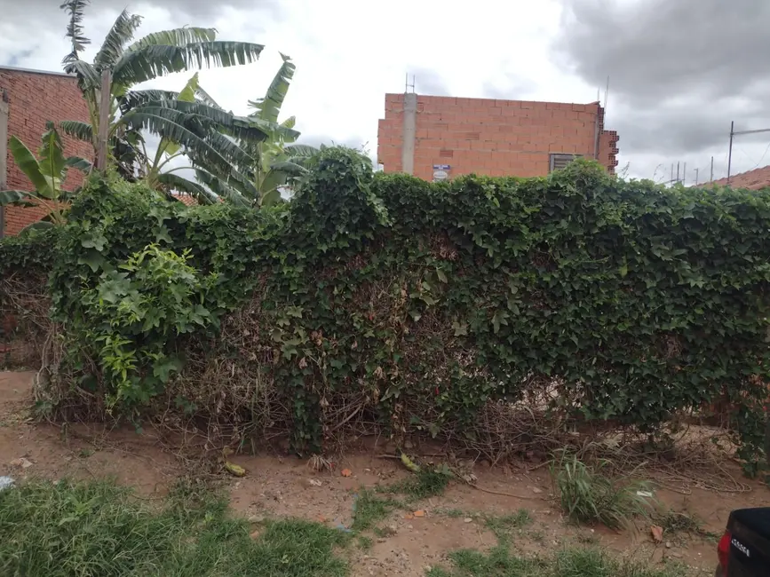 Foto 1 de Casa com 2 quartos à venda, 200m2 em Jau - SP