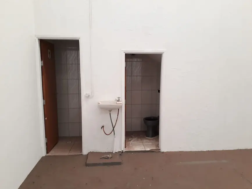 Foto 7 de Armazém / Galpão para alugar, 400m2 em Jardim Sanzovo, Jau - SP