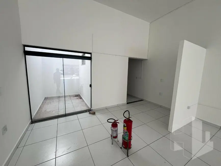 Foto 4 de Sala Comercial para alugar, 120m2 em Centro, Jau - SP