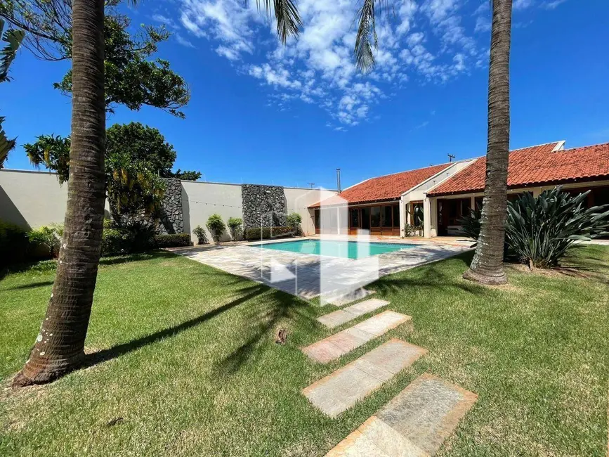 Foto 1 de Casa com 4 quartos à venda, 1200m2 em Jardim Alvorada, Jau - SP