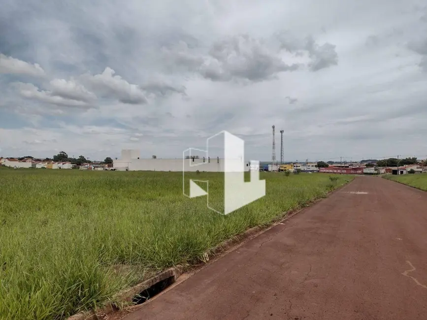 Foto 1 de Terreno / Lote para alugar, 250m2 em Jardim América, Jau - SP