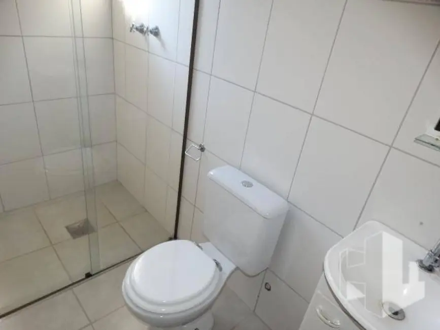 Foto 6 de Casa com 2 quartos à venda, 200m2 em Conjunto Habitacional dos Comerciários I, Jau - SP