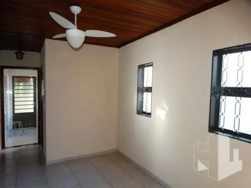 Foto 3 de Casa com 2 quartos à venda, 200m2 em Conjunto Habitacional dos Comerciários I, Jau - SP