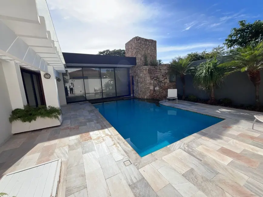 Foto 1 de Casa com 3 quartos para alugar, 500m2 em Jardim das Paineiras, Jau - SP